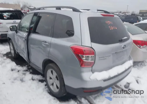 2016 Subaru Forester 2.5I Premium z USA, uszkodzony, nr VIN JF2SJADC4GH452305